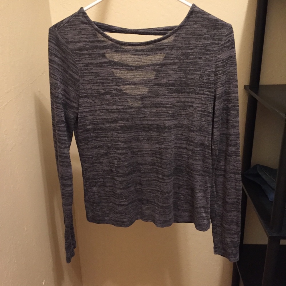 Cute shirt with cut out back